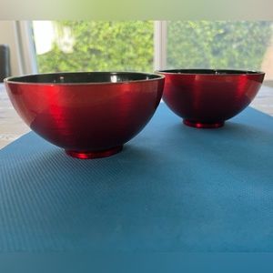 2 gorgeous small red bowls